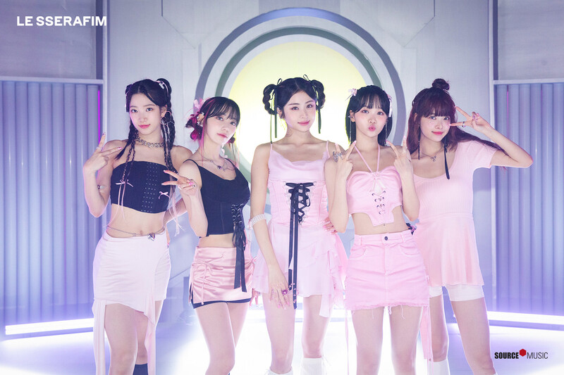 LE SSERAFIM Digital Single 'Perfect Night' MV Behind Photos documents 1