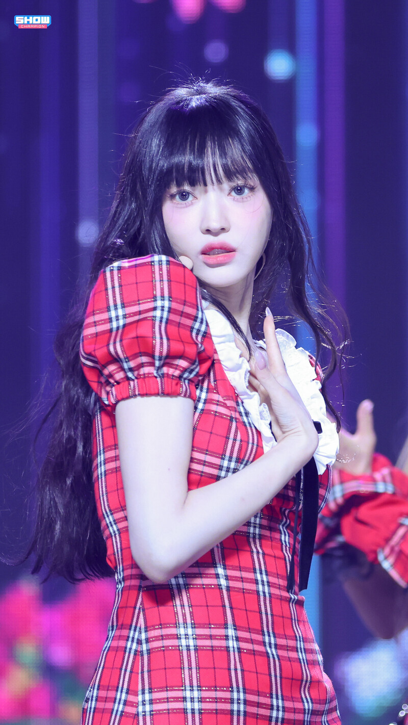 240904 OH MY GIRL YooA - 'Classified' at Show Champion documents 2