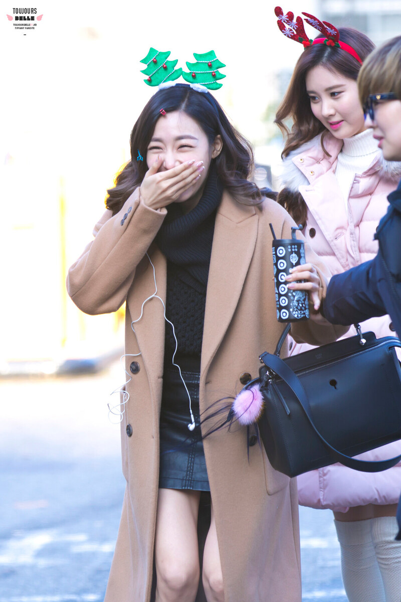 151204 Girls' Generation-TTS Tiffany at Music Bank documents 6