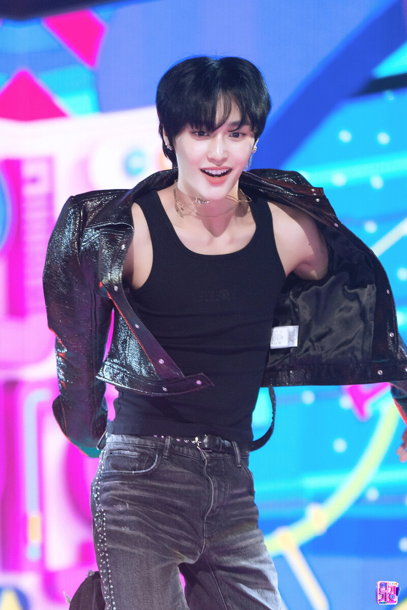 240630 RIIZE Wonbin - 'Boom Boom Bass' at Inkigayo documents 2