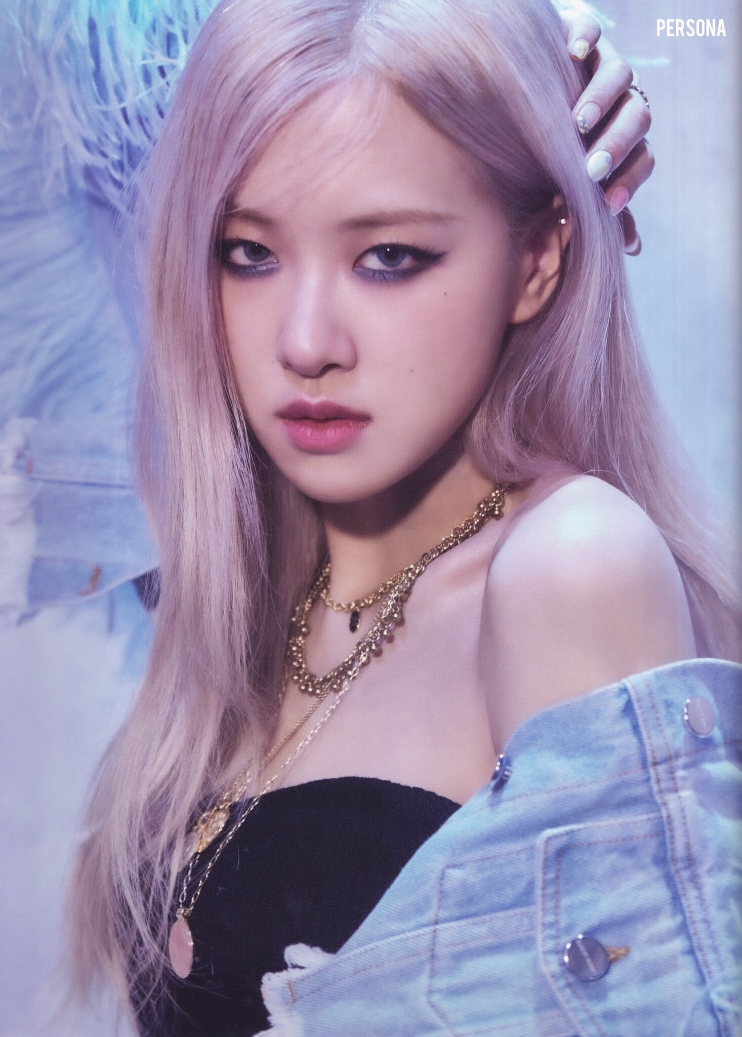 ROSÉ -R- SPECIAL EDITION PHOTOBOOK [Scans] | Kpopping