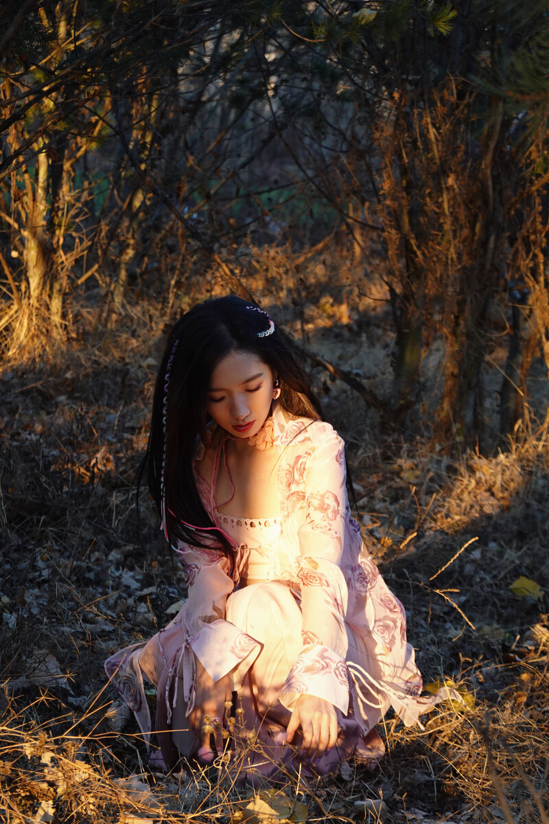 Mei Qi Flyer MV Behind The Scenes documents 7