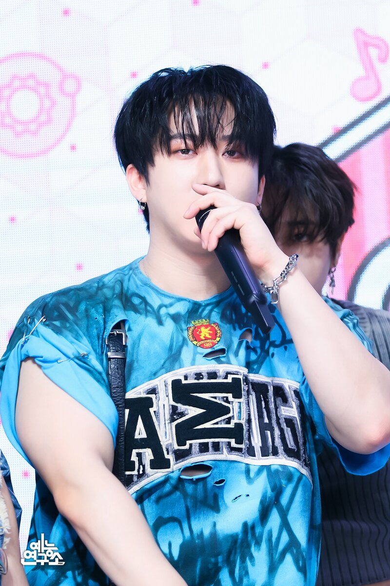 231111 Stray Kids Changbin - "Rock-Star" at Music Core documents 5