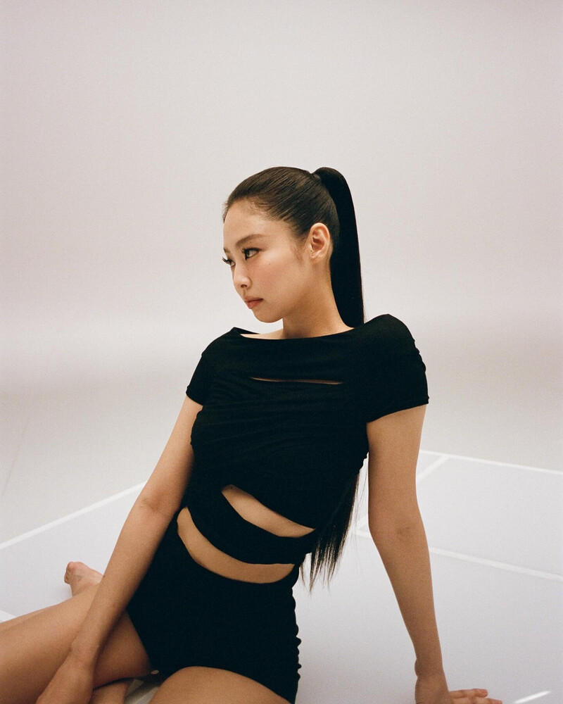 240626 - JENNIE Instagram Update documents 1