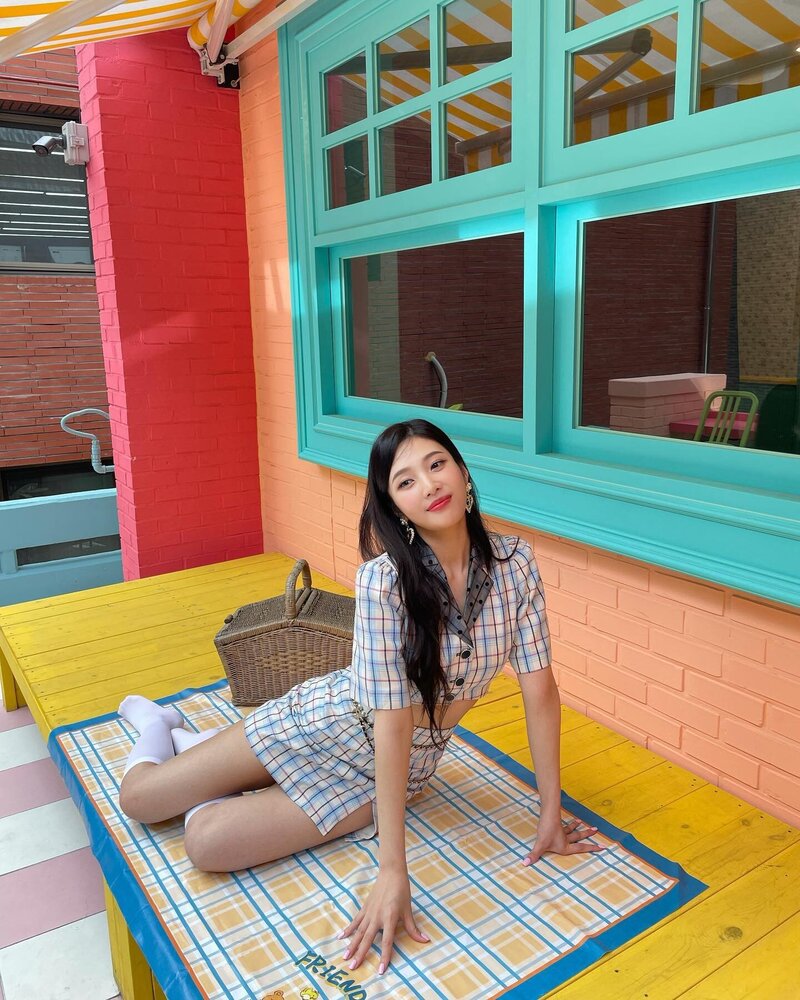 210903 Red Velvet Joy Instagram Update documents 4