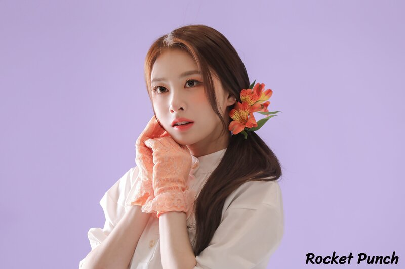 220628 Woollim Naver - Rocket Punch - 'Fiore' Jacket Shoot documents 9