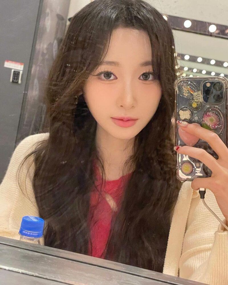 240319 - X:IN Instagram Update: HANNAH documents 5