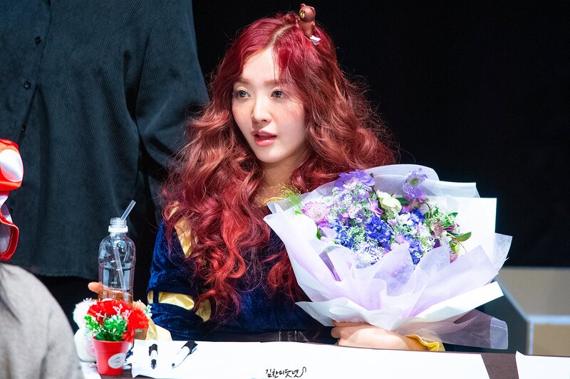 191214 AOA Chanmi at 'NEW MOON' Fansign documents 4