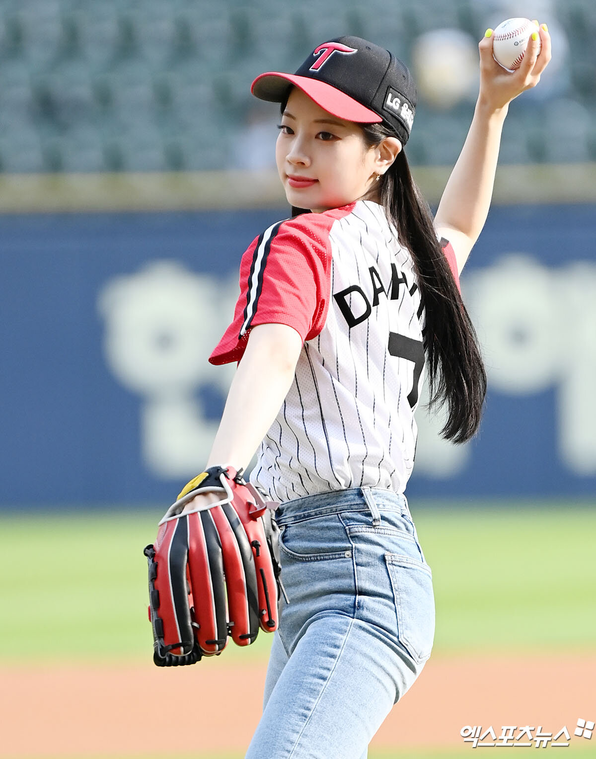 Baseball girl Dahyun ⚾️ #TWICE - Twice Laburi - 트와이스 라