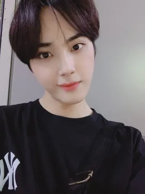 200730 THE BOYZ's Haknyeon Twitter Update