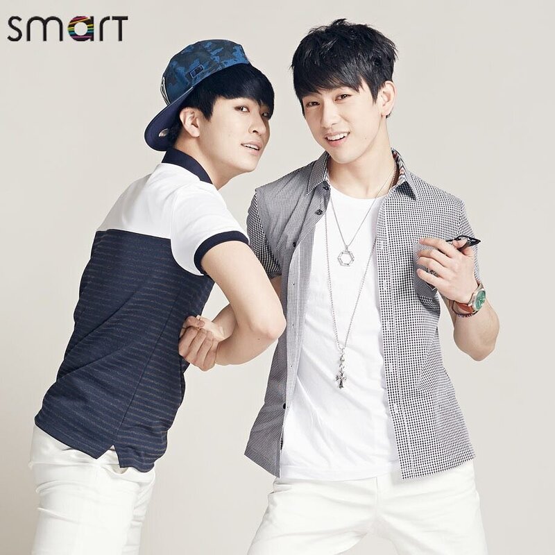 150830 ilovesmart Instagram Update with Jinyoung and Jay B documents 1