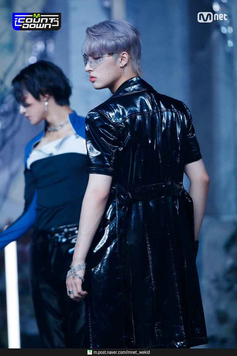 210916 ATEEZ Performing "Deja Vu" at M Countdown | Naver Update documents 13