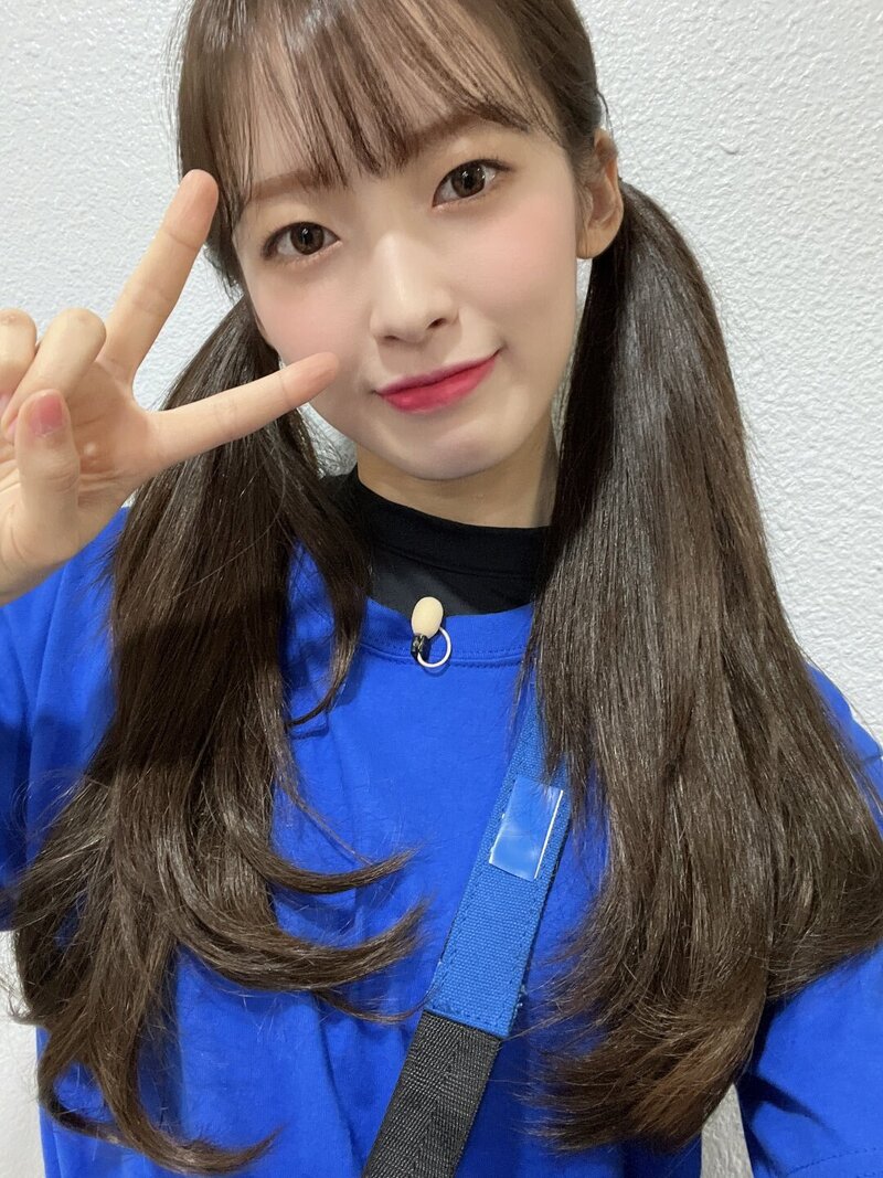 211128 OH MY GIRL Arin SNS Update documents 4