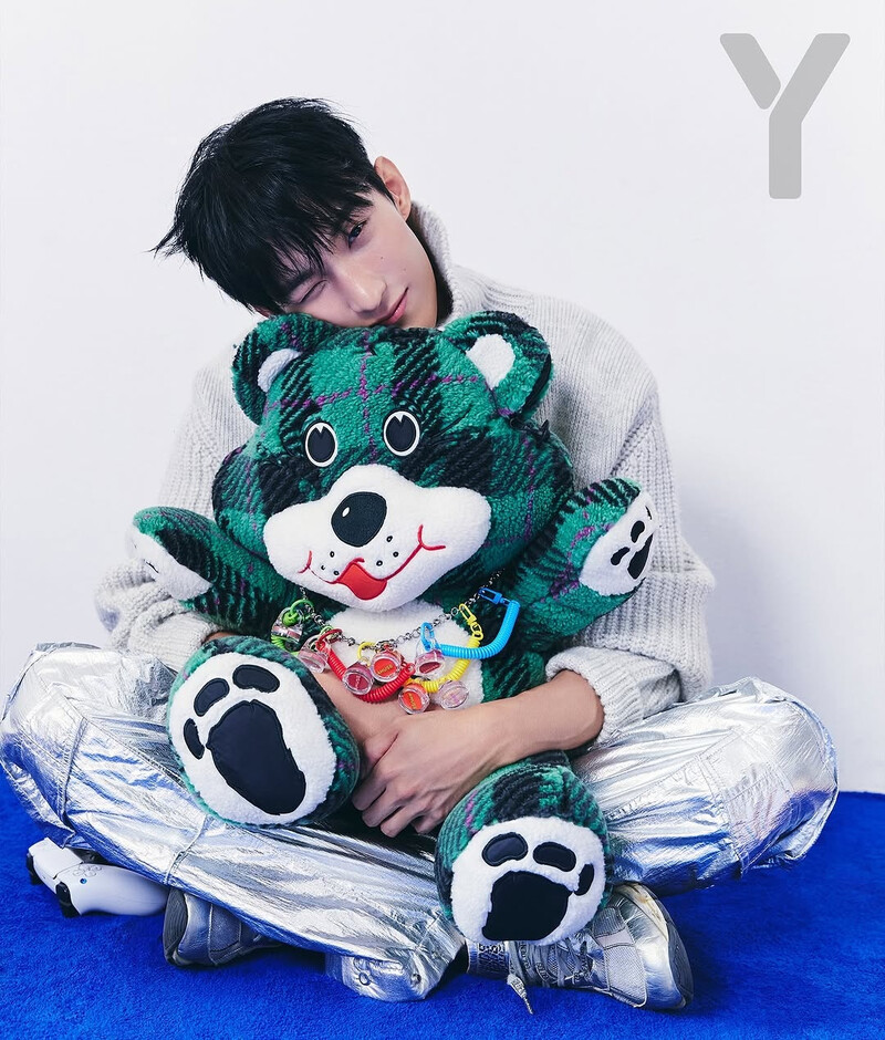 SEVENTEEN DK for Y Magazine X AMUSE documents 3