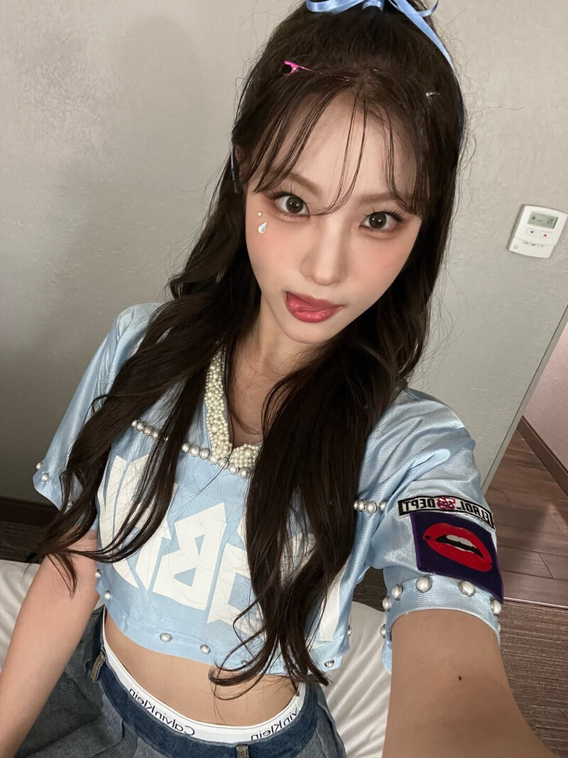 240819-ICHILLIN' Twitter update Yeju documents 3