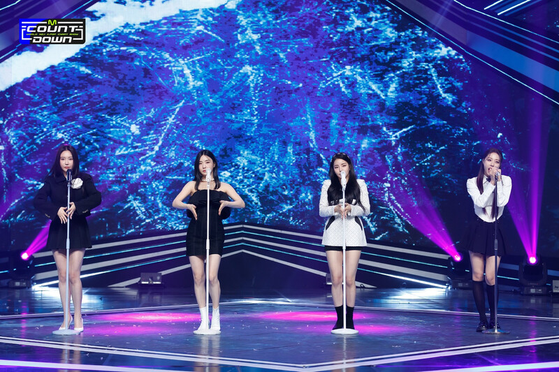 220324 Brave Girls - 'Thank You' + 'Love Is Gone' at M Countdown documents 12