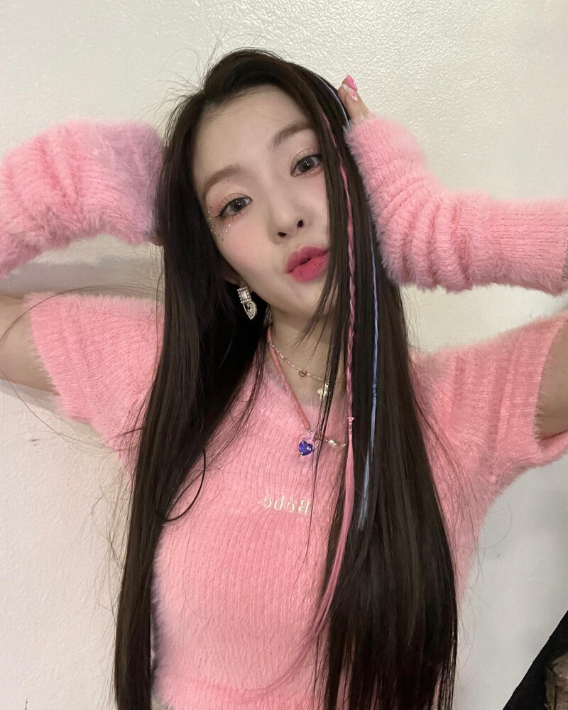 221210 Red Velvet Irene Instagram Update documents 3