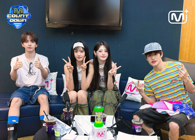 240704 Mnet Plus Twitter Update with STAYC Seeun & Yoon, BND Jaehyun, RIIZE Sohee - Waiting Room Behind documents 1