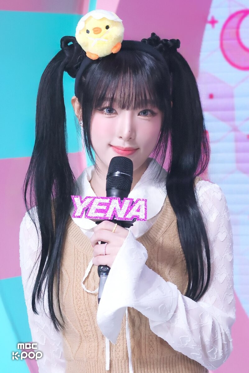 241012 YENA - 'NEMONEMO' & 'It was love' at Music Core documents 1