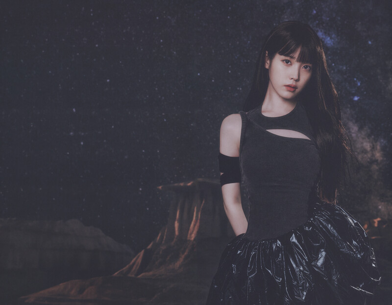 IU - 7th Official Fanclub Kit "UAENA" (Scans) documents 5