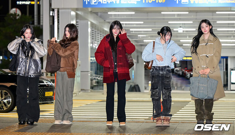 231213 NewJeans - Incheon International Airport documents 2