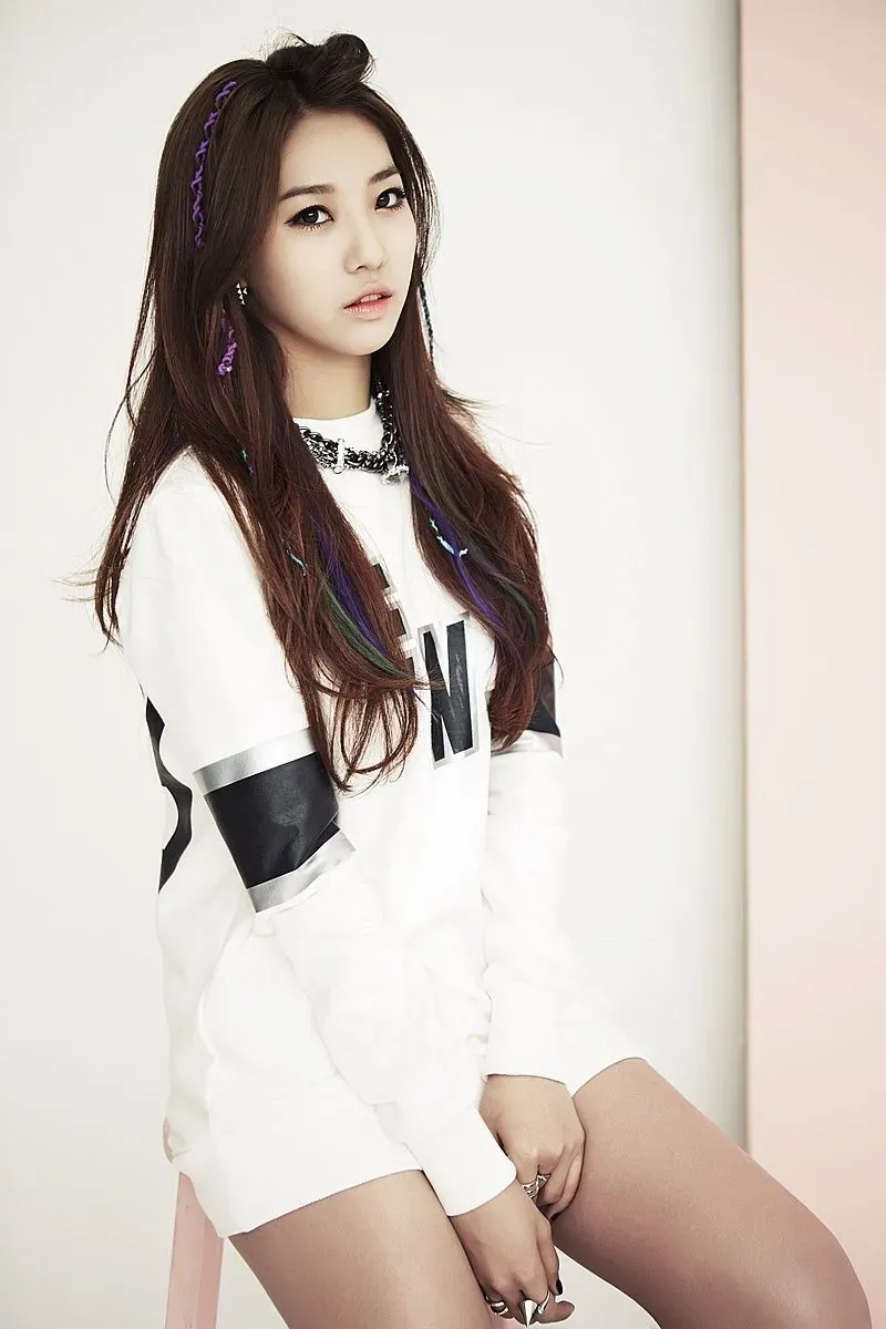 BESTie_Dahye_Thank_U_Very_Much_concept_photo_2.jpg