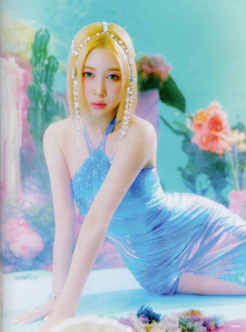 WJSN Special Single Album 'Sequence' [SCANS] documents 17