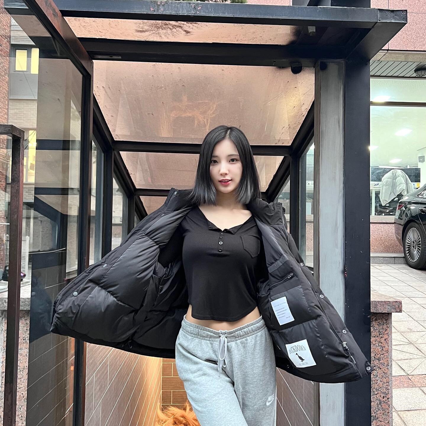 230210 ALICE Sohee Instagram Update | kpopping