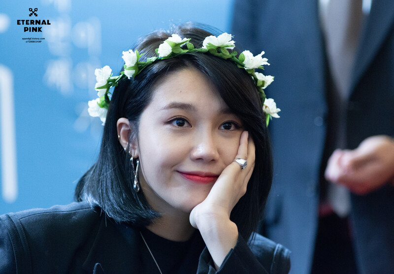 181109 Apink EUNJI at Hyehwa Busan Fansign event documents 3