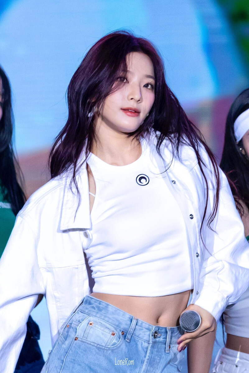 240927 fromis_9 Saerom - Hanseong Baekje Cultural Festival documents 5