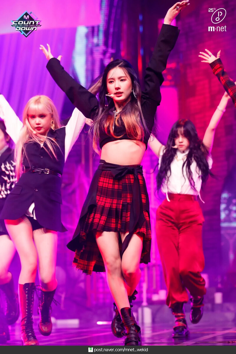 (G)I-DLE_(19).jpg