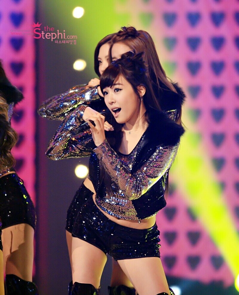 101230 Girls' Generation Tiffany at KBS Gayo Daechukje documents 3