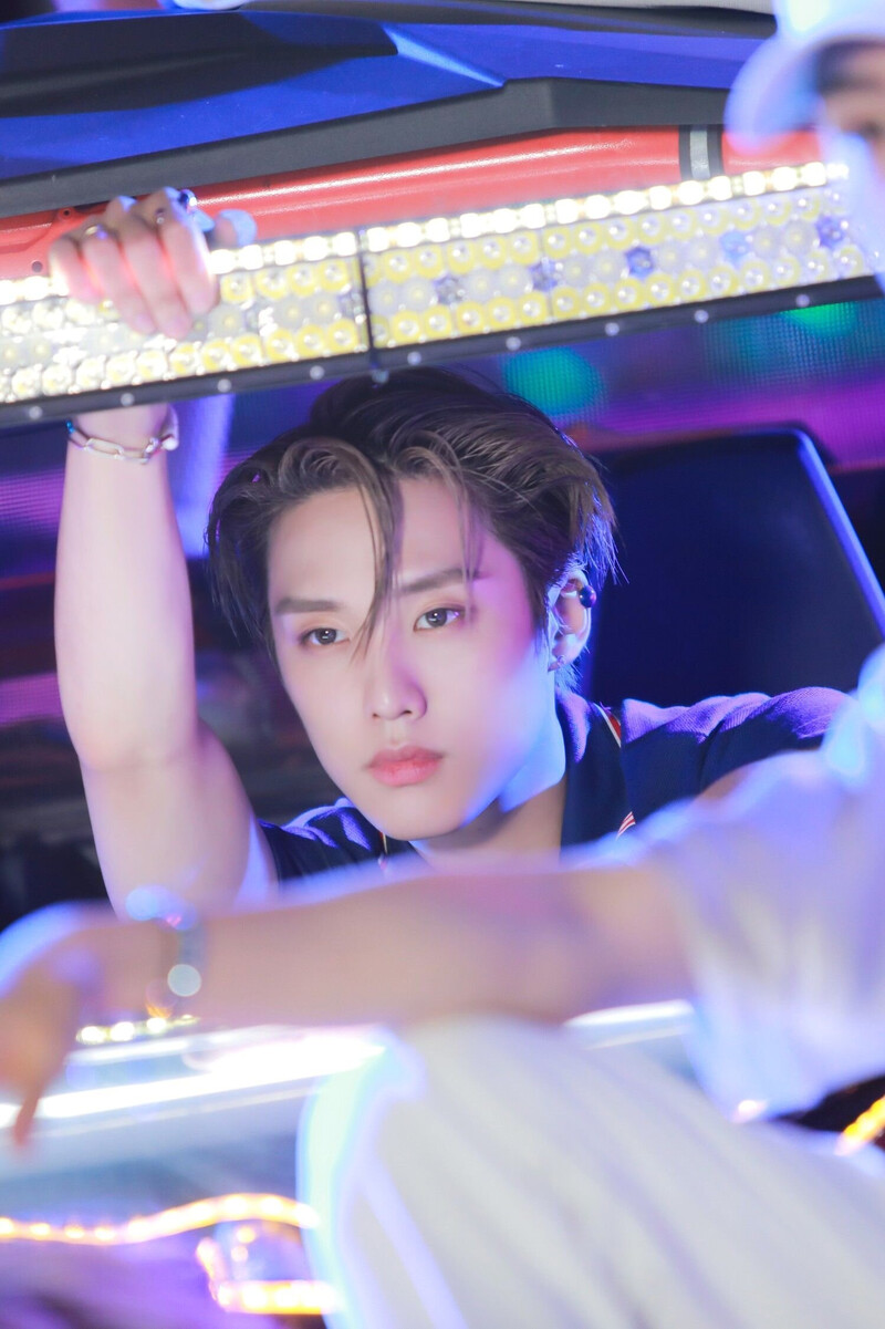 210809 THE BOYZ "THRILL RIDE" MV Shooting Photos by Melon documents 10