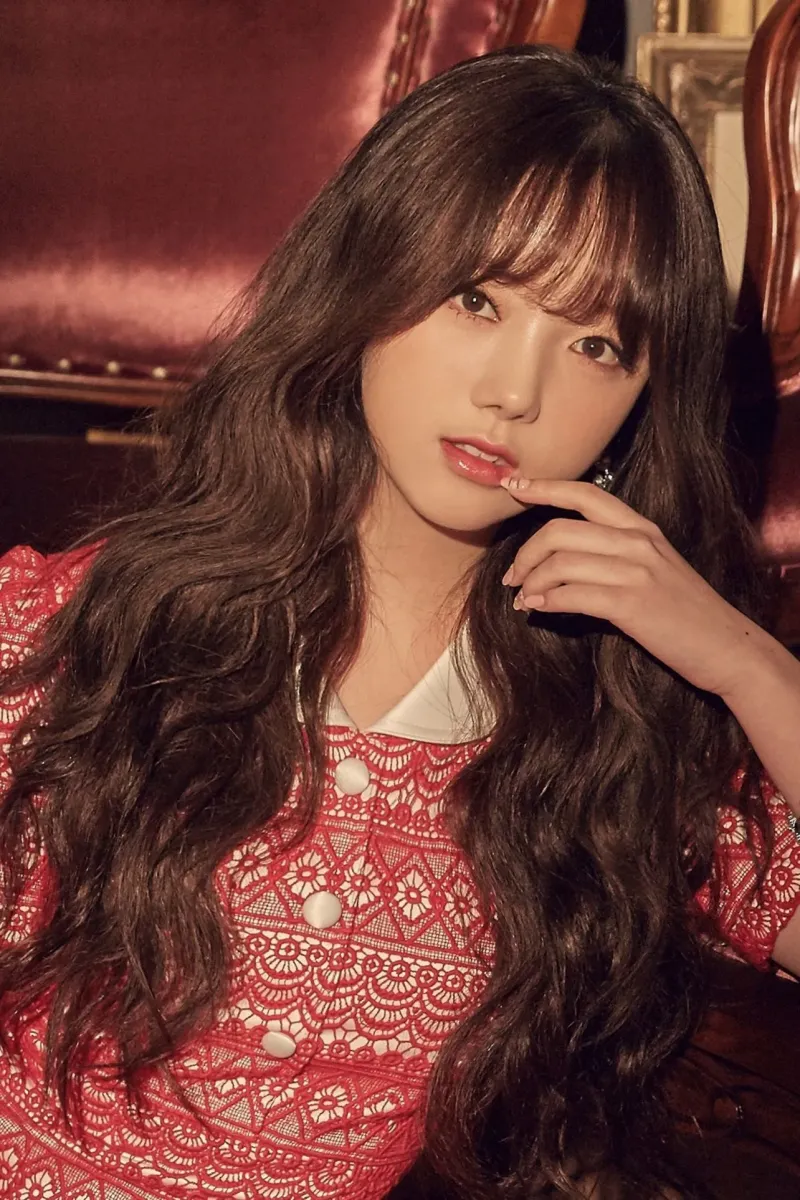 Lovelyz_Kei_Fall_in_Lovelyz_2.jpg