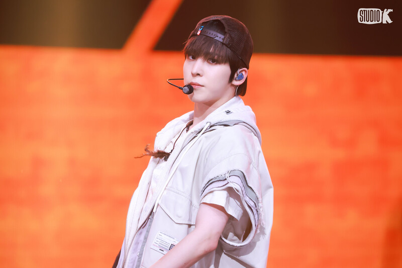 240607 ATEEZ Yunho - 'WORK' at Music Bank documents 4