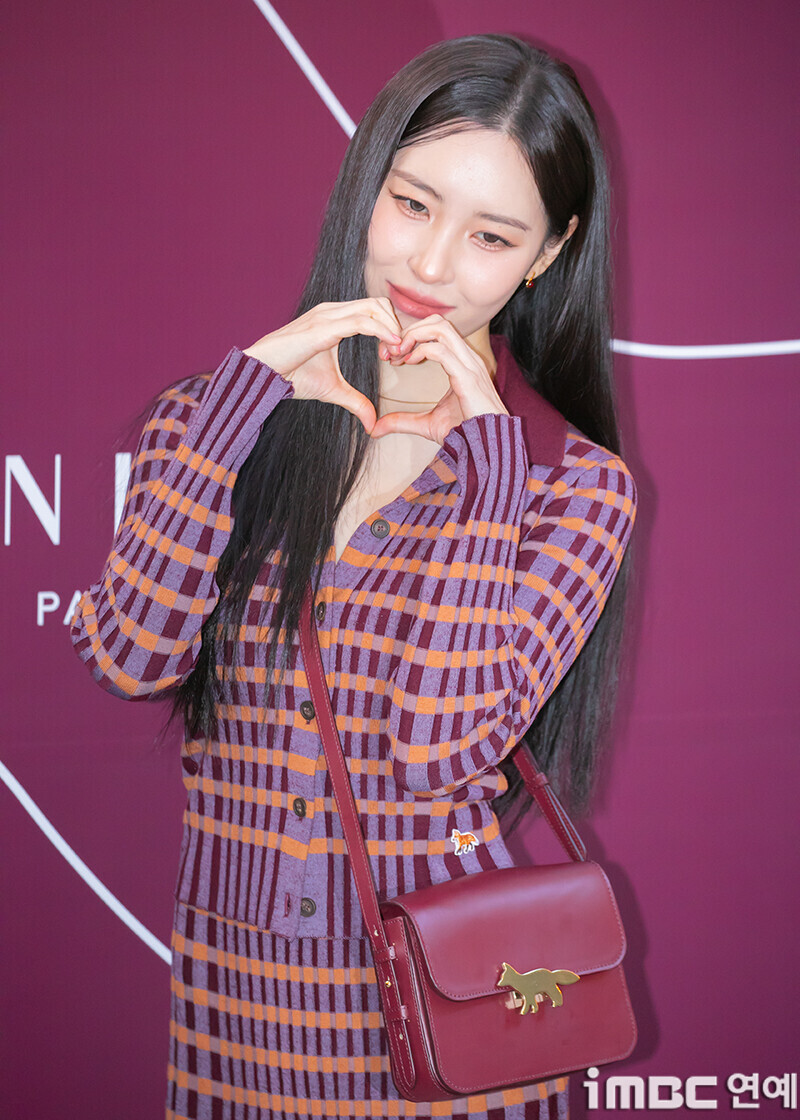 241024 Sunmi at Maison Kitsuné 2024 Autumn-Winter Collection documents 10