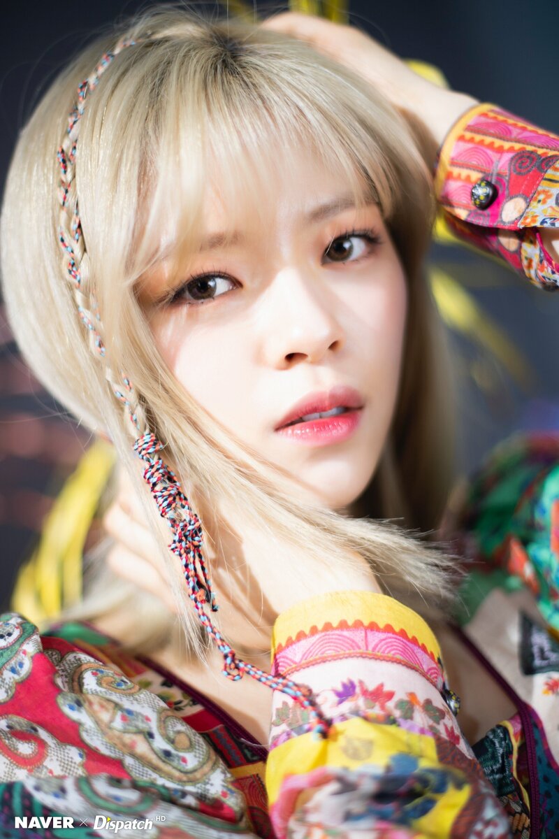 TWICE Jeongyeon 9th Mini Album "MORE & MORE" Music Video Shoot by Naver x Dispatch documents 6