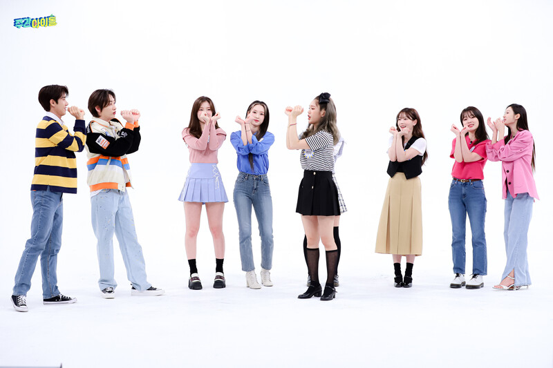 220329 MBC Naver - OH MY GIRL at Weekly Idol documents 3