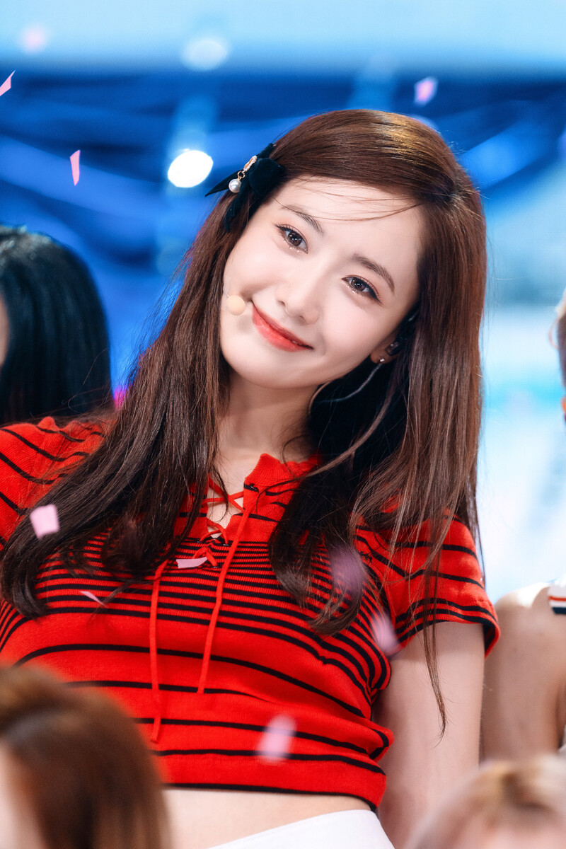 220821 Girls' Generation Yoona - 'FOREVER 1' at Inkigayo documents 3