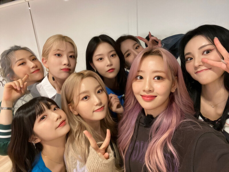 220428 Loona Twitter Update documents 3