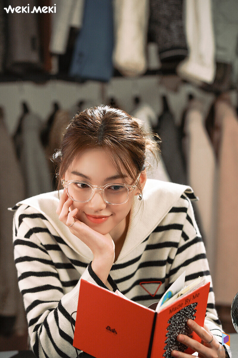 220106 Fantagio Naver Post - Weki Meki Doyeon documents 5