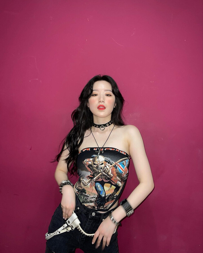 220328 (G)I-DLE Shuhua Instagram Update documents 9