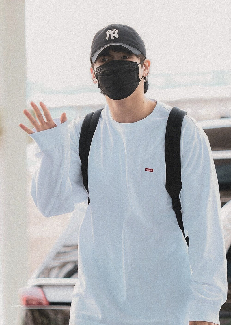 May 28, 2022 Jungkook at Incheon International Airport Departing for ...