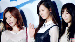 131025 Girls' Generation Seohyun at 'No Breathing' VIP Premiere