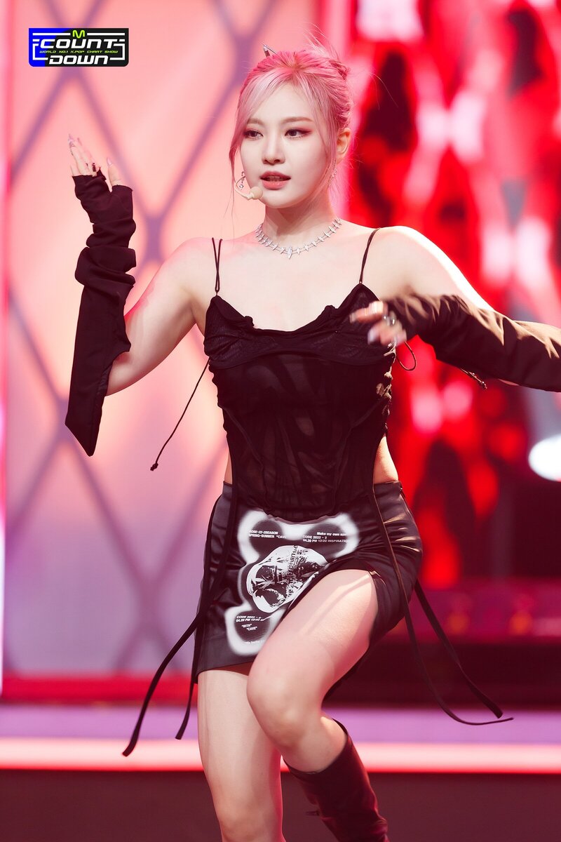 220714 aespa - 'Girls' at M Countdown documents 12