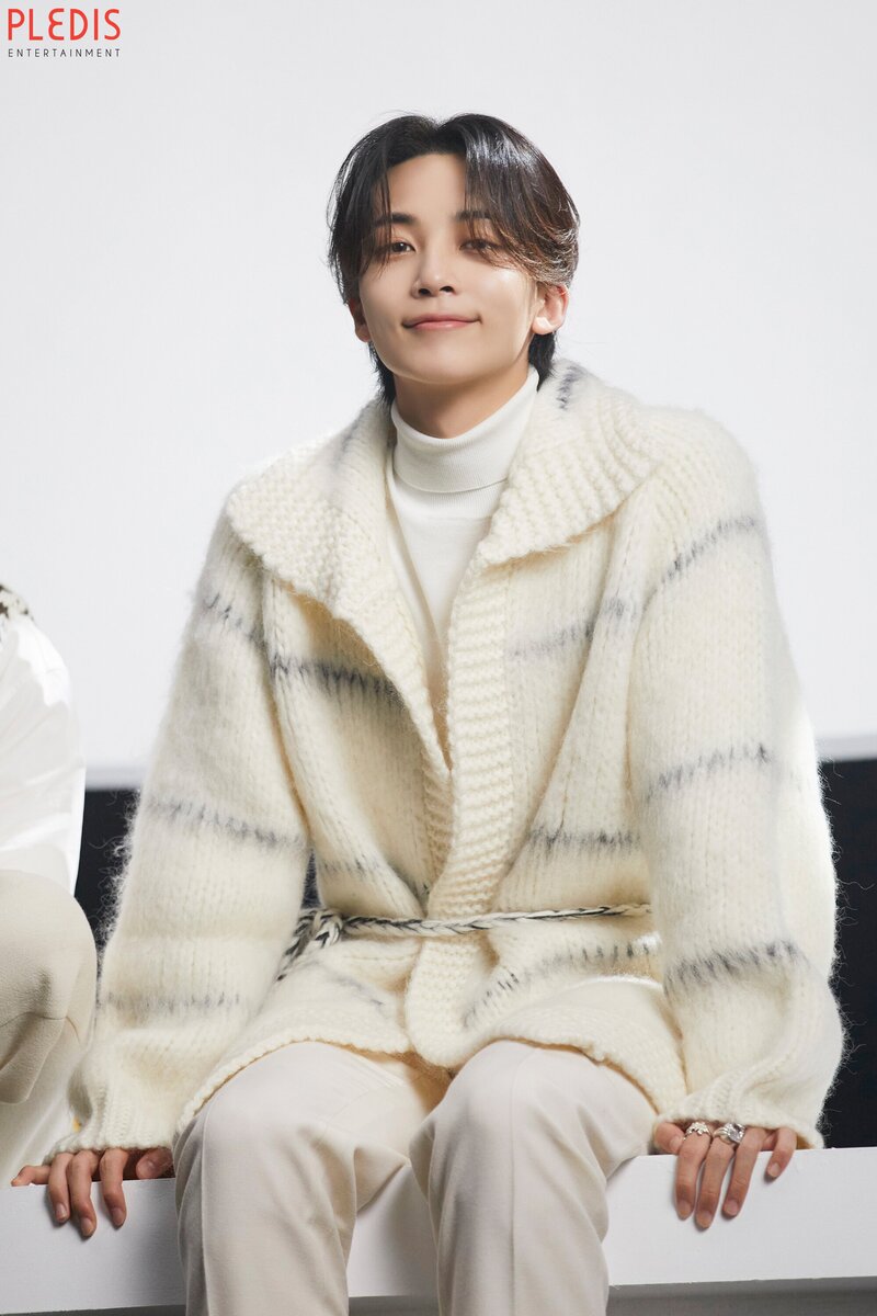 221116 SEVENTEEN ‘DREAM’ Behind the scenes of the ‘DREAM’ MV shooting - Jeonghan | Naver documents 2