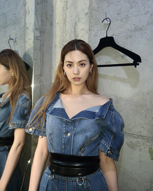 210310 Nana Instagram Update