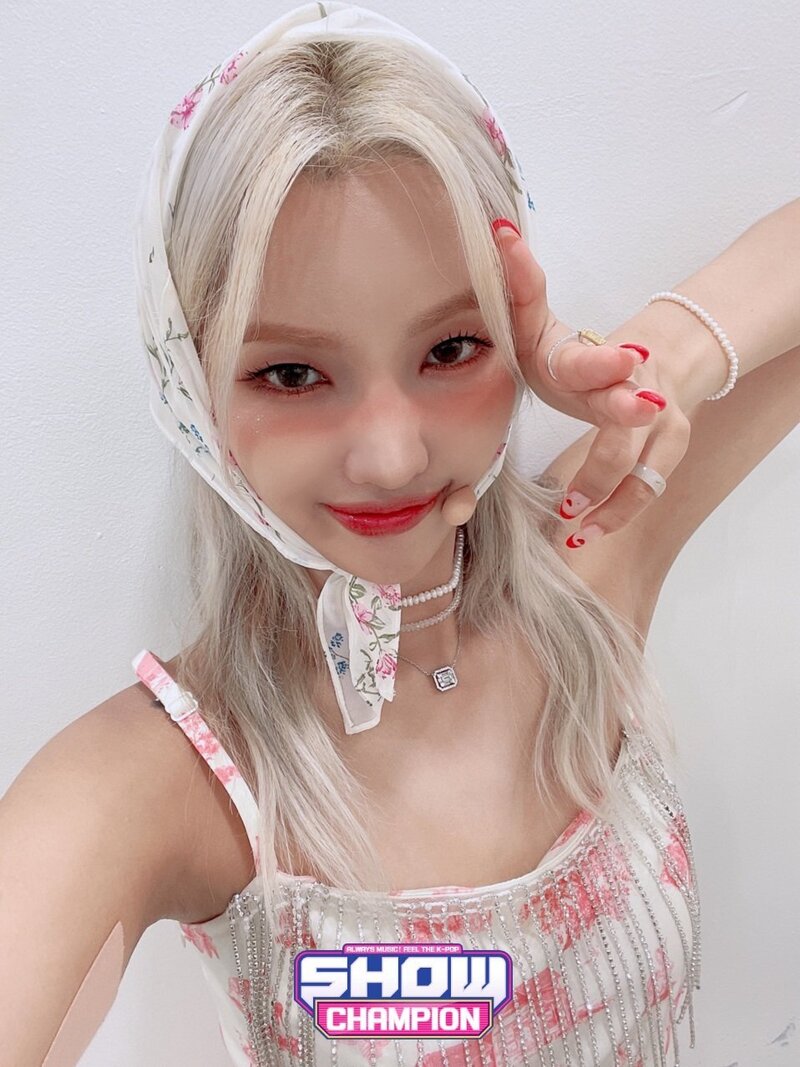210721 (G)I-DLE Soyeon SNS Update documents 4