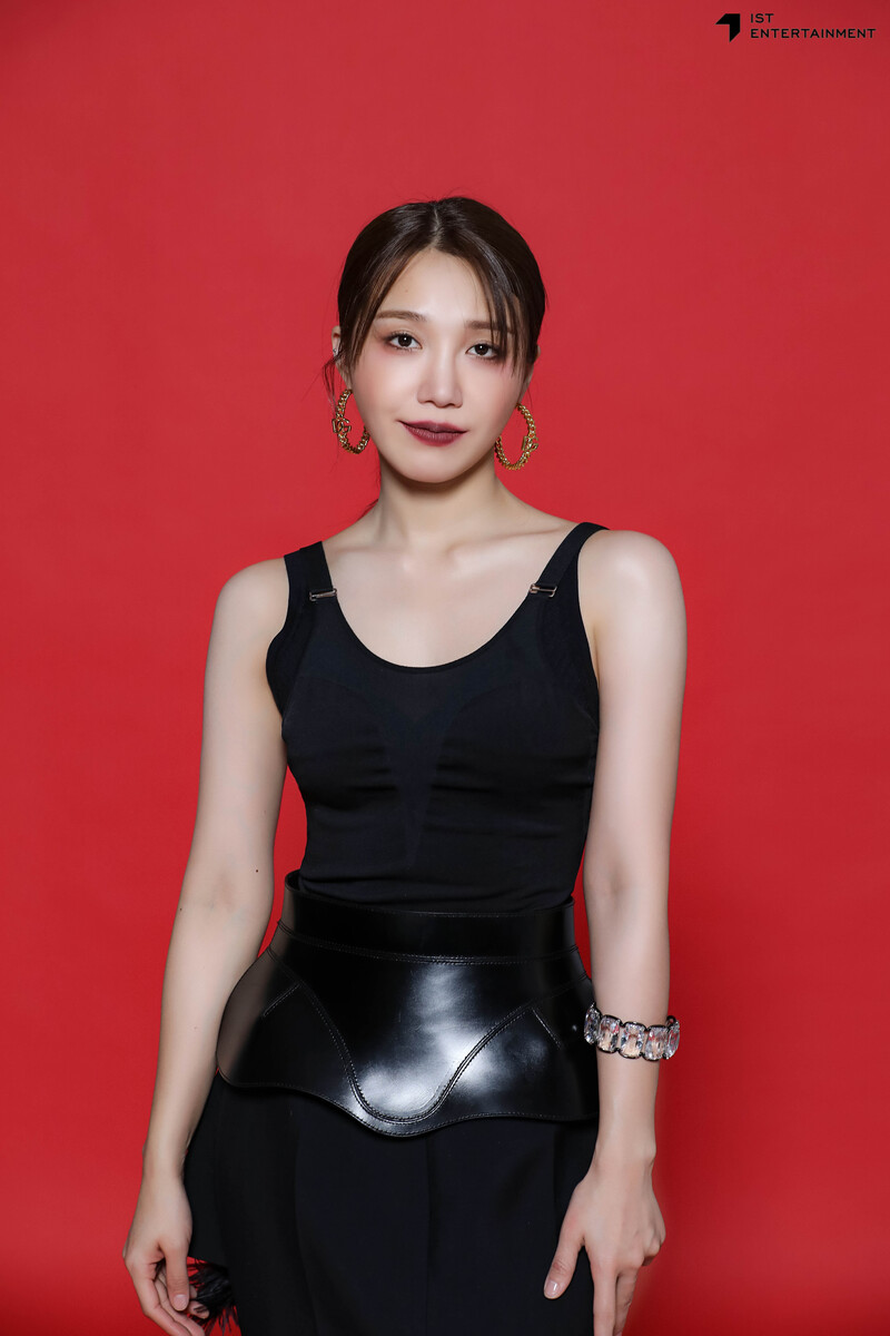 230510 IST Naver post - EUNJI behind the scenes for Cosmopolitan Magazine - May 2023 issue documents 24