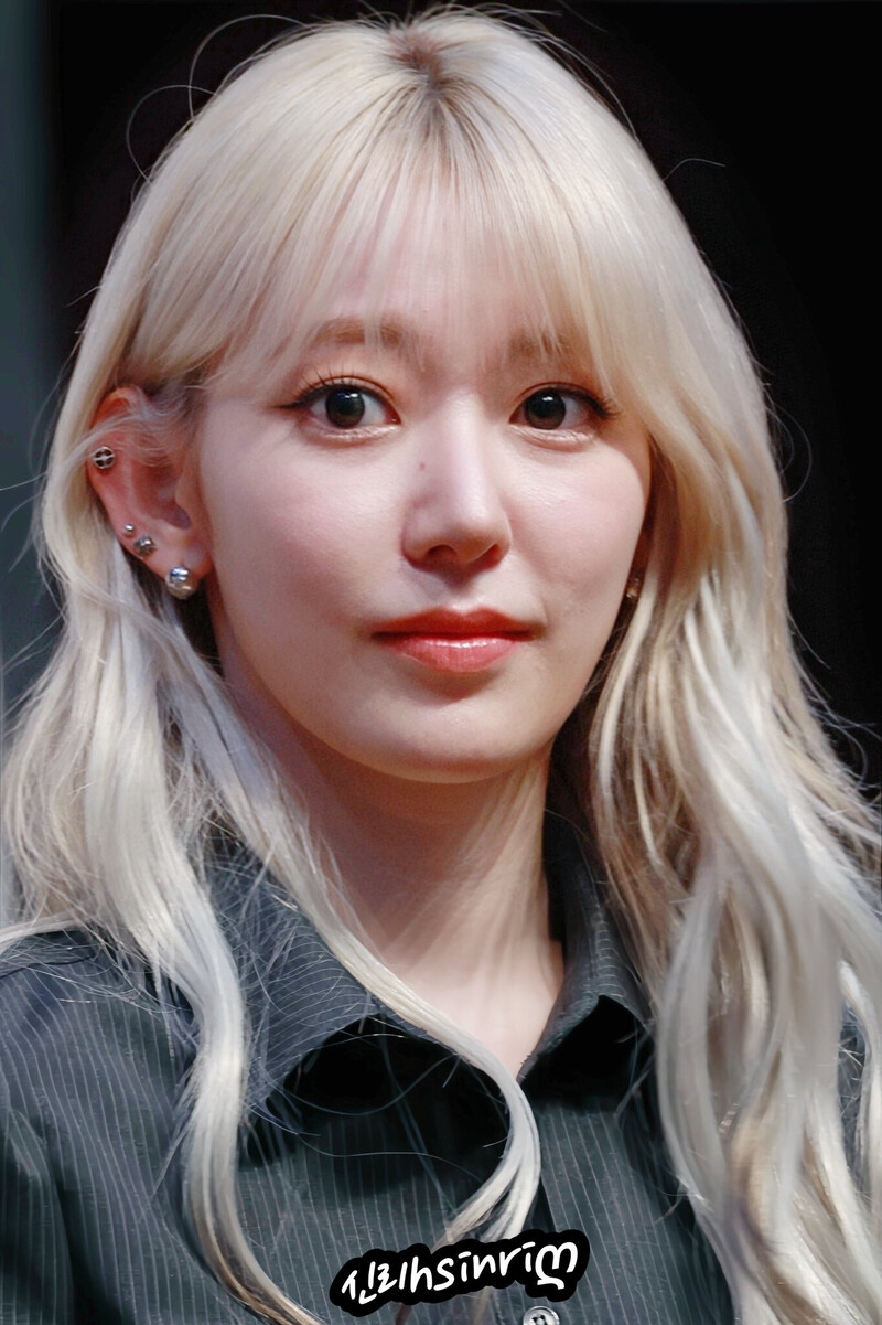 240315 LE SSERAFIM Sakura - Weverse Fansign Event documents 1